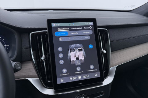 Volvo XC90 T8 Ultra Dark | ACC | Head-Up | Panoramadak | Trekhaak | Harman/Kardon | 7P | 360° Camera