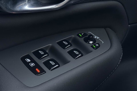Volvo XC90 T8 Ultra Dark | ACC | Head-Up | Panoramadak | Trekhaak | Harman/Kardon | 7P | 360° Camera