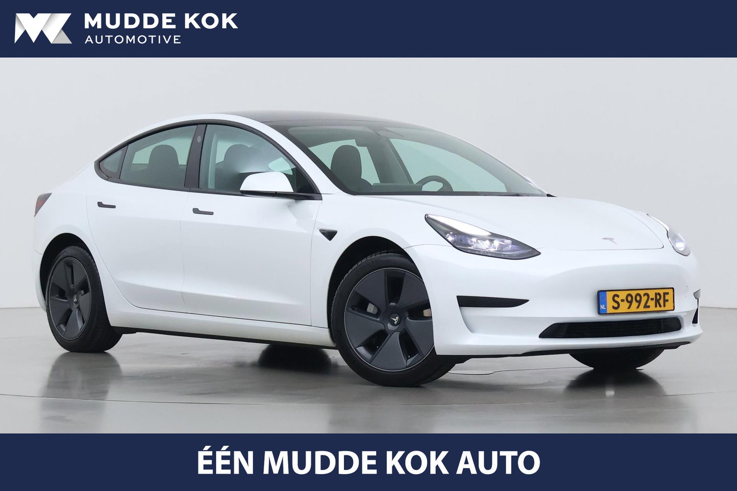 Tesla Model 3 Standard RWD Plus 60 kWh | Panoramadak | Warmtepomp | Autopilot | Stoel+Stuurverwarming | ACC