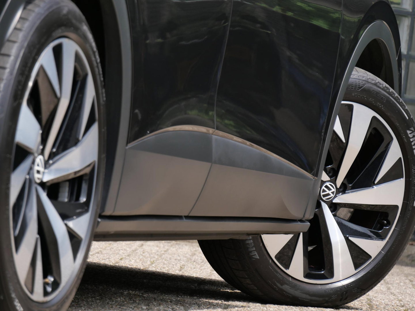 Volkswagen ID.4 77kWh 1ST/ CAMERA/ TREKHAAK/ 20INCH VELGEN/ LUXE INTERIEUR/ SOH 90%