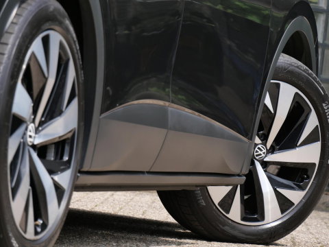 Volkswagen ID.4 77kWh 1ST/ CAMERA/ TREKHAAK/ 20INCH VELGEN/ LUXE INTERIEUR/ SOH 90%