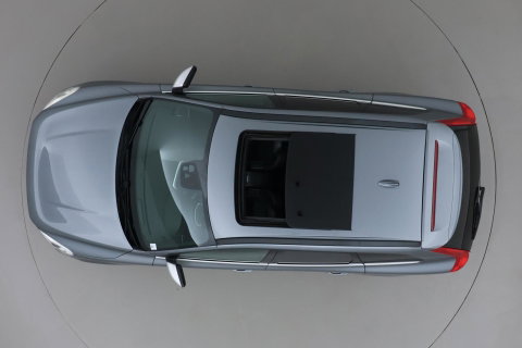 Volvo XC60 2.4 D4 AWD R-Design | GRIJS KENTEKEN | Panoramadak | Trekhaak | BLIS | Standkachel | Stoel+Stuurverwarming | Camera | ACC