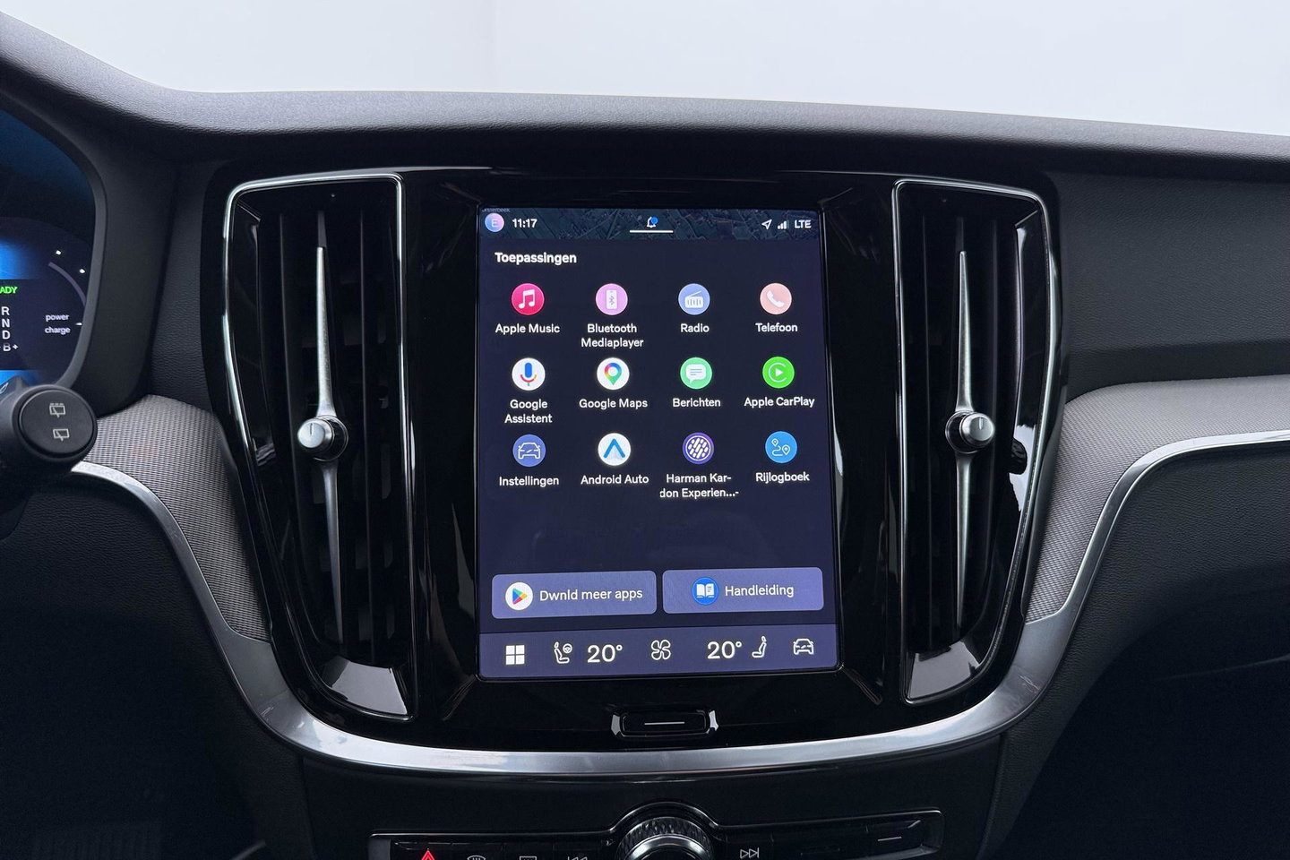 Volvo V60 T6 Plus Bright | LONG RANGE | Harman/Kardon | BLIS | Memory | Trekhaak | ACC | Camera | Stoel+Stuurverwarming