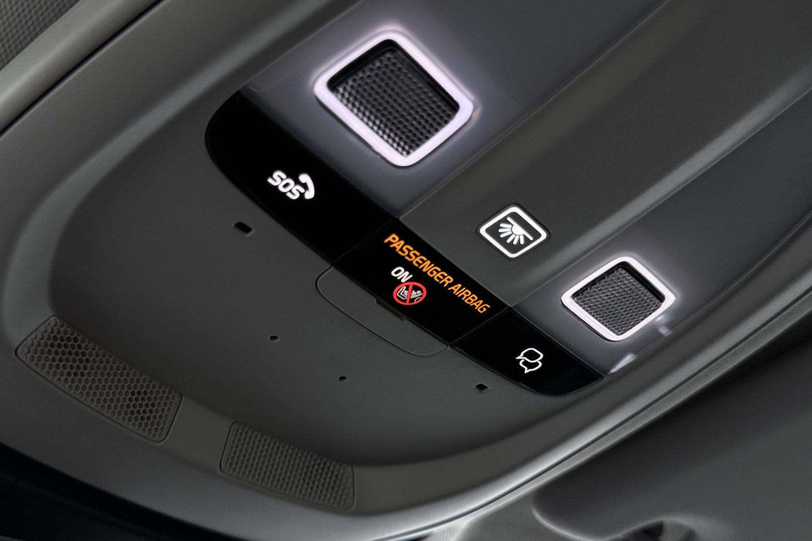 Volvo V60 T6 Plus Bright | LONG RANGE | Harman/Kardon | BLIS | Memory | Trekhaak | ACC | Camera | Stoel+Stuurverwarming