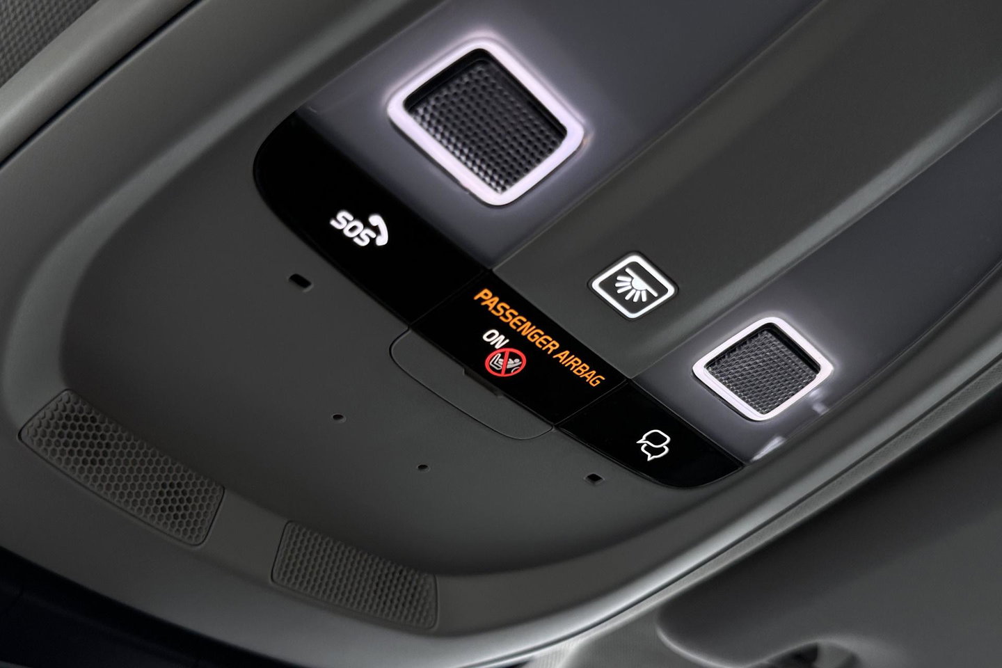 Volvo V60 T6 Plus Bright | LONG RANGE | Harman/Kardon | BLIS | Memory | Trekhaak | ACC | Camera | Stoel+Stuurverwarming