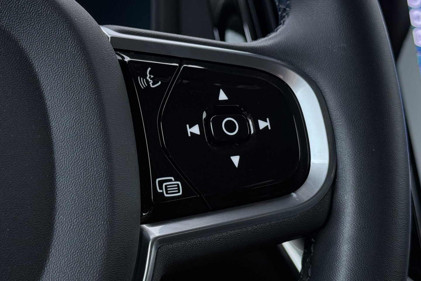 Volvo V60 T6 Plus Bright | LONG RANGE | Harman/Kardon | BLIS | Memory | Trekhaak | ACC | Camera | Stoel+Stuurverwarming