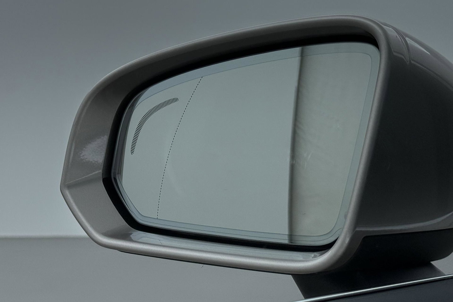 Volvo V60 T6 Plus Bright | LONG RANGE | Harman/Kardon | BLIS | Memory | Trekhaak | ACC | Camera | Stoel+Stuurverwarming