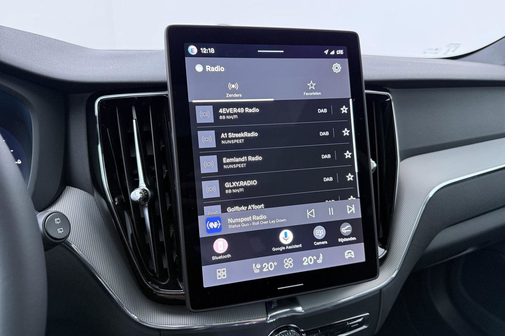 Volvo XC60 T6 Plus Black Edition | Bowers&Wilkins | Panoramadak | 360° Camera | Ventilatie + Massagestoelen | Trekhaak | Pilot Assist