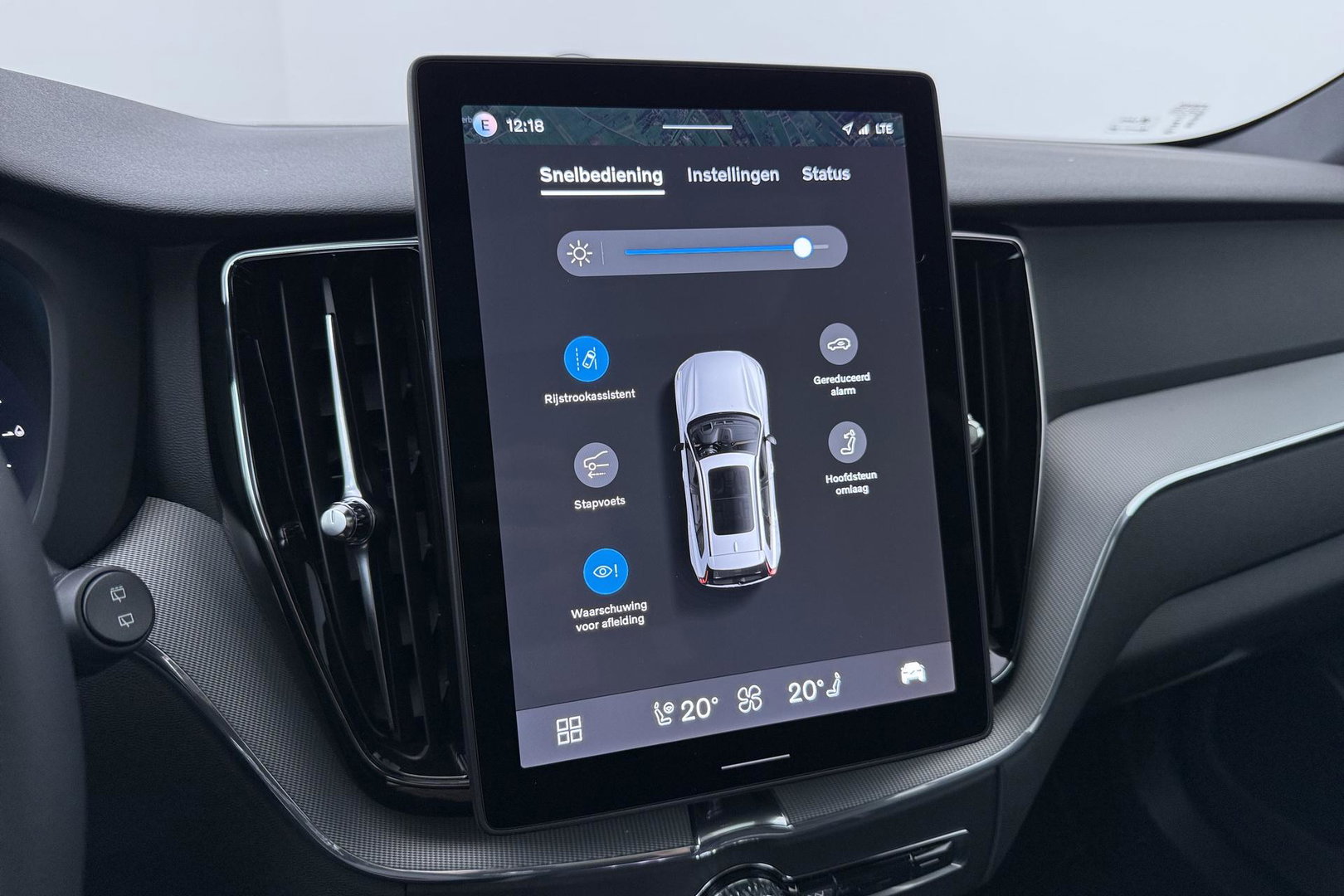 Volvo XC60 T6 Plus Black Edition | Bowers&Wilkins | Panoramadak | 360° Camera | Ventilatie + Massagestoelen | Trekhaak | Pilot Assist