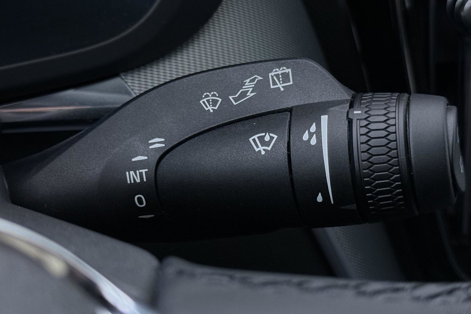 Volvo XC60 T6 Plus Black Edition | Bowers&Wilkins | Panoramadak | 360° Camera | Ventilatie + Massagestoelen | Trekhaak | Pilot Assist