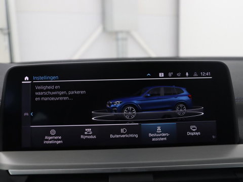 BMW X3 xDrive30e High Executive | Panoramadak | Leder | Adaptive cruise | Head-up | Stoelverwarming | Trekhaak | Sfeerverlichting | Camera | Park assist | Elektrische achterklep