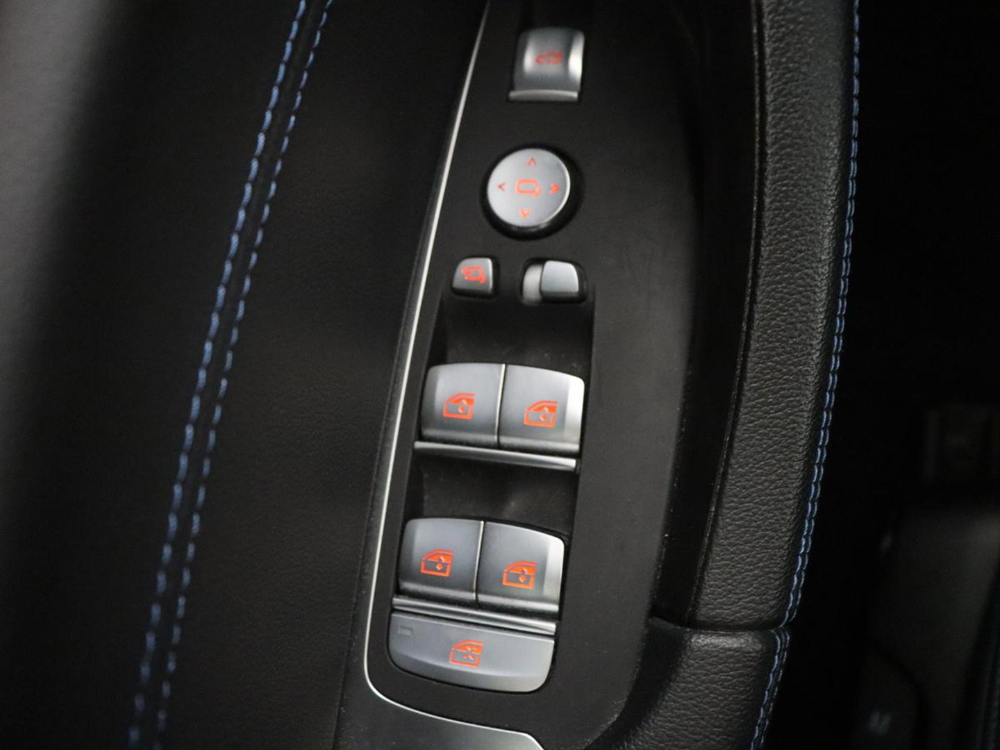 BMW X3 xDrive30e High Executive | Panoramadak | Leder | Adaptive cruise | Head-up | Stoelverwarming | Trekhaak | Sfeerverlichting | Camera | Park assist | Elektrische achterklep