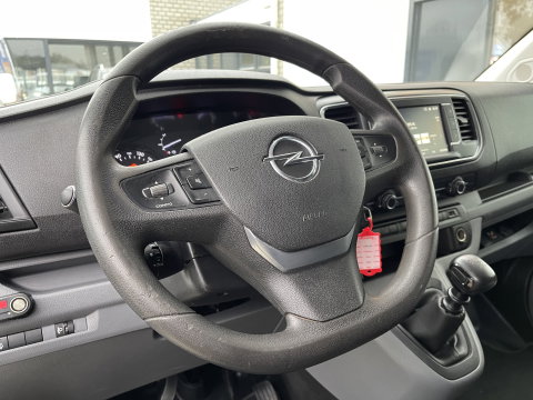 Opel Vivaro 2.0 CDTI 122pk L2H1 Edition nieuwe type / vaste prijs rijklaar € 12.950 ex btw / lease vanaf € 256 / airco / cruie / navi / camera / pdc / trekhaak 2500 kg !