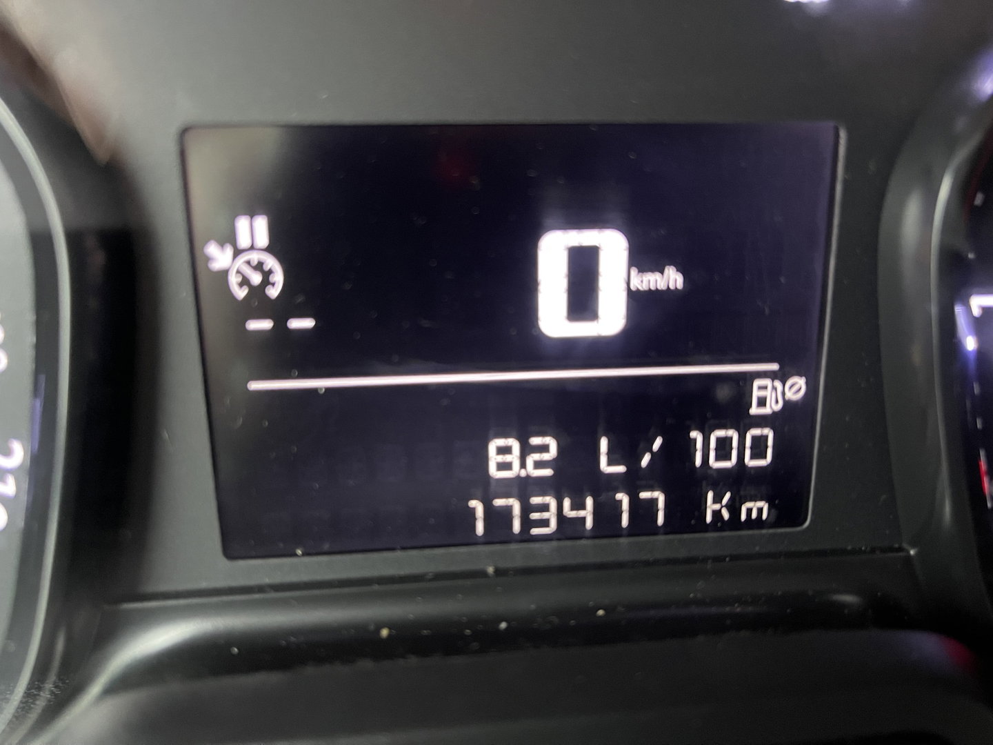 Opel Vivaro 2.0 CDTI 122pk L2H1 Edition nieuwe type / vaste prijs rijklaar € 12.950 ex btw / lease vanaf € 256 / airco / cruie / navi / camera / pdc / trekhaak 2500 kg !