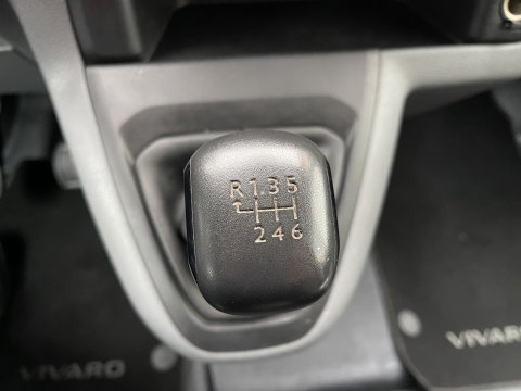 Opel Vivaro 2.0 CDTI 122pk L2H1 Edition nieuwe type / vaste prijs rijklaar € 12.950 ex btw / lease vanaf € 256 / airco / cruie / navi / camera / pdc / trekhaak 2500 kg !