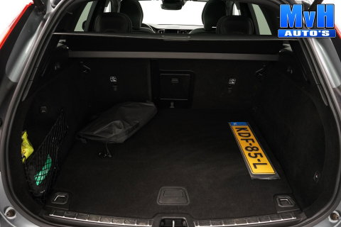Volvo XC60 2.0 PHEV T6 AWD R-Design|PANO|H/K|TREKH|SOH93%