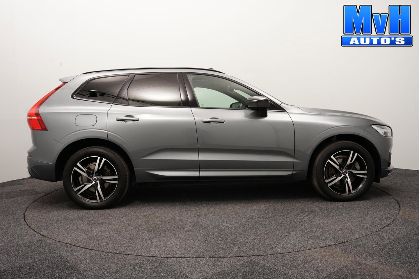 Volvo XC60 2.0 PHEV T6 AWD R-Design|PANO|H/K|TREKH|SOH93%