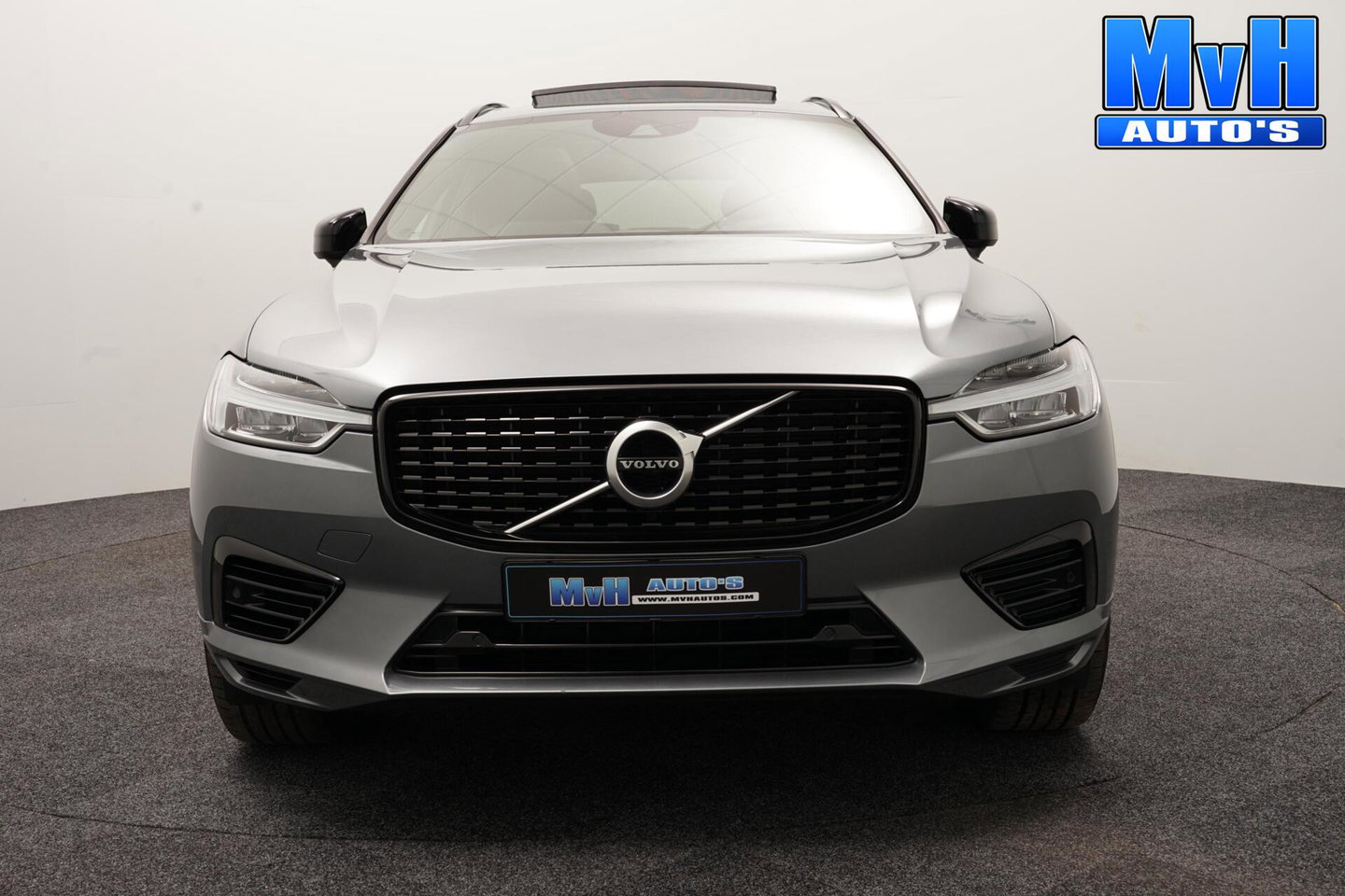Volvo XC60 2.0 PHEV T6 AWD R-Design|PANO|H/K|TREKH|SOH93%