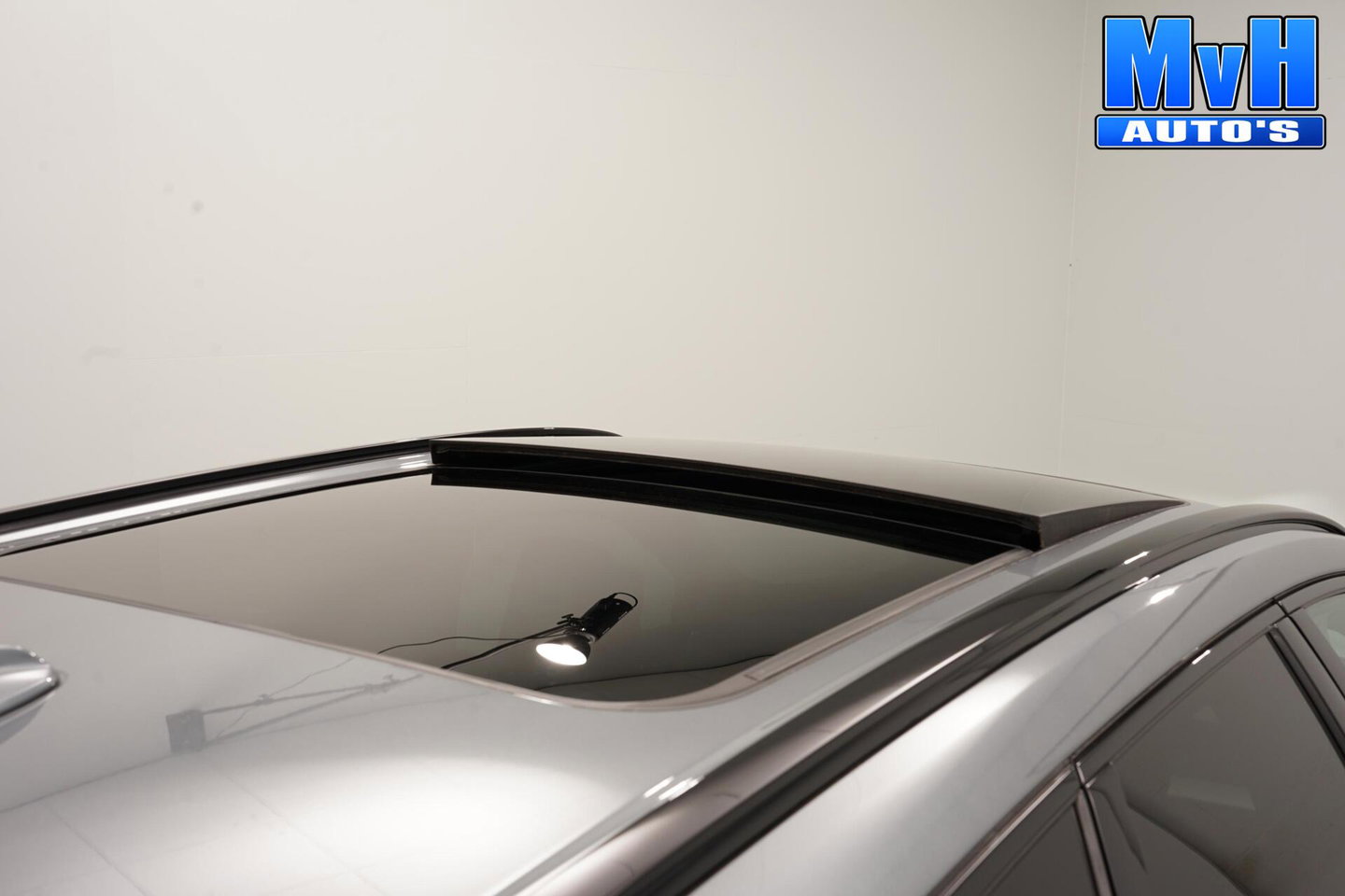 Volvo XC60 2.0 PHEV T6 AWD R-Design|PANO|H/K|TREKH|SOH93%