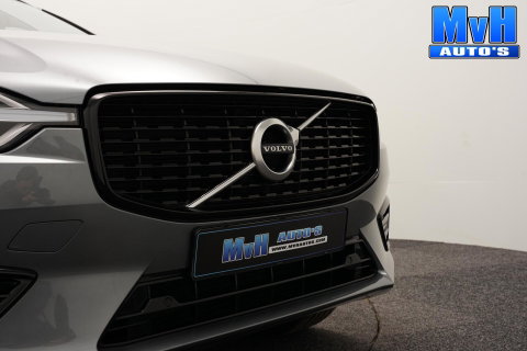 Volvo XC60 2.0 PHEV T6 AWD R-Design|PANO|H/K|TREKH|SOH93%