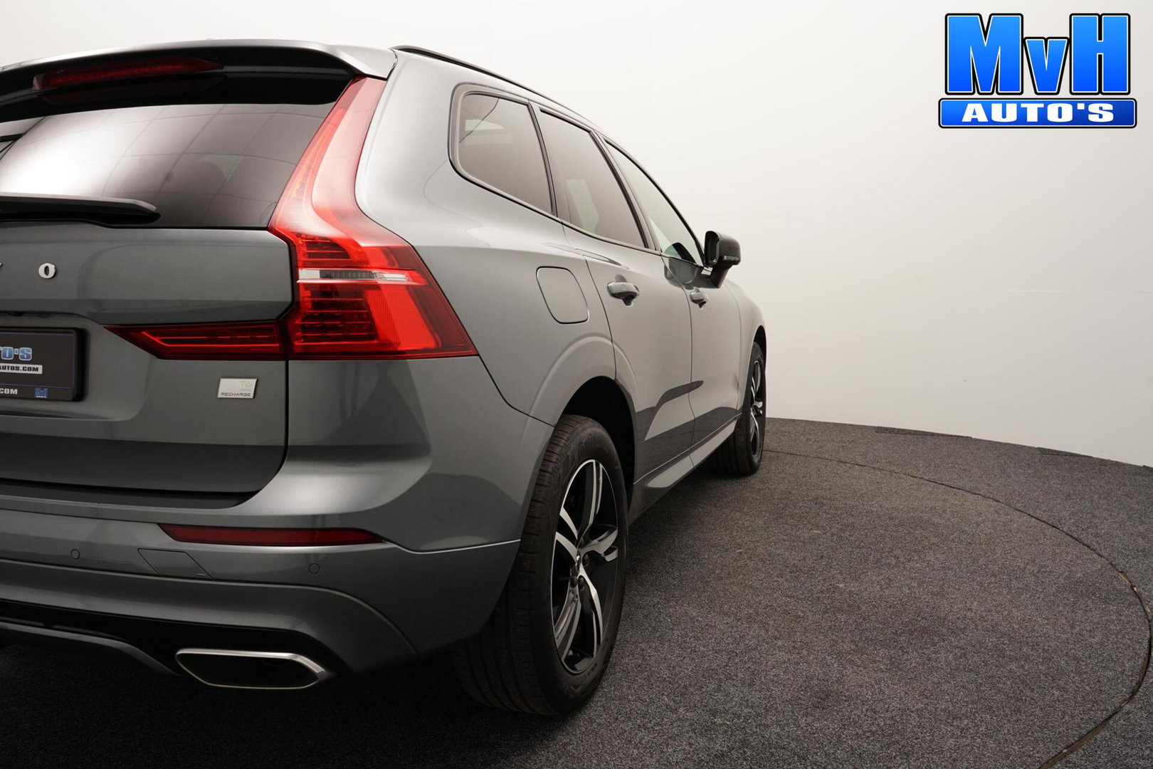 Volvo XC60 2.0 PHEV T6 AWD R-Design|PANO|H/K|TREKH|SOH93%