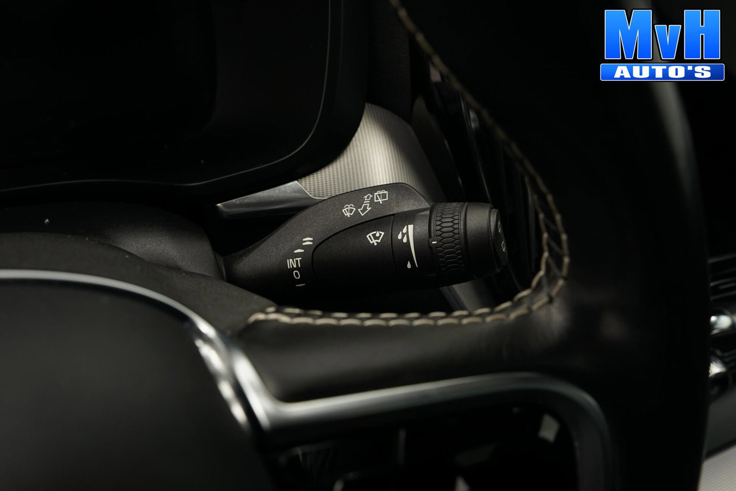 Volvo XC60 2.0 PHEV T6 AWD R-Design|PANO|H/K|TREKH|SOH93%
