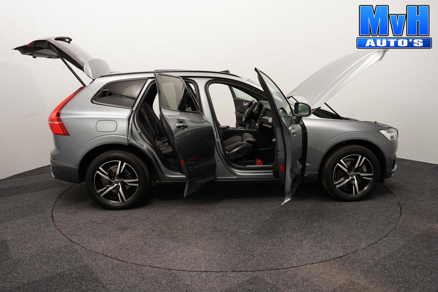 Volvo XC60 2.0 PHEV T6 AWD R-Design|PANO|H/K|TREKH|SOH93%