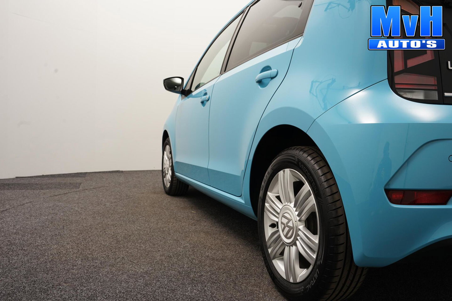 Volkswagen up! 1.0 BMT high up!|PANO|CAMERA|CRUISE|ORG.NL