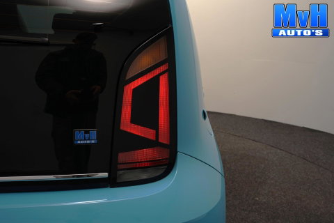 Volkswagen up! 1.0 BMT high up!|PANO|CAMERA|CRUISE|ORG.NL