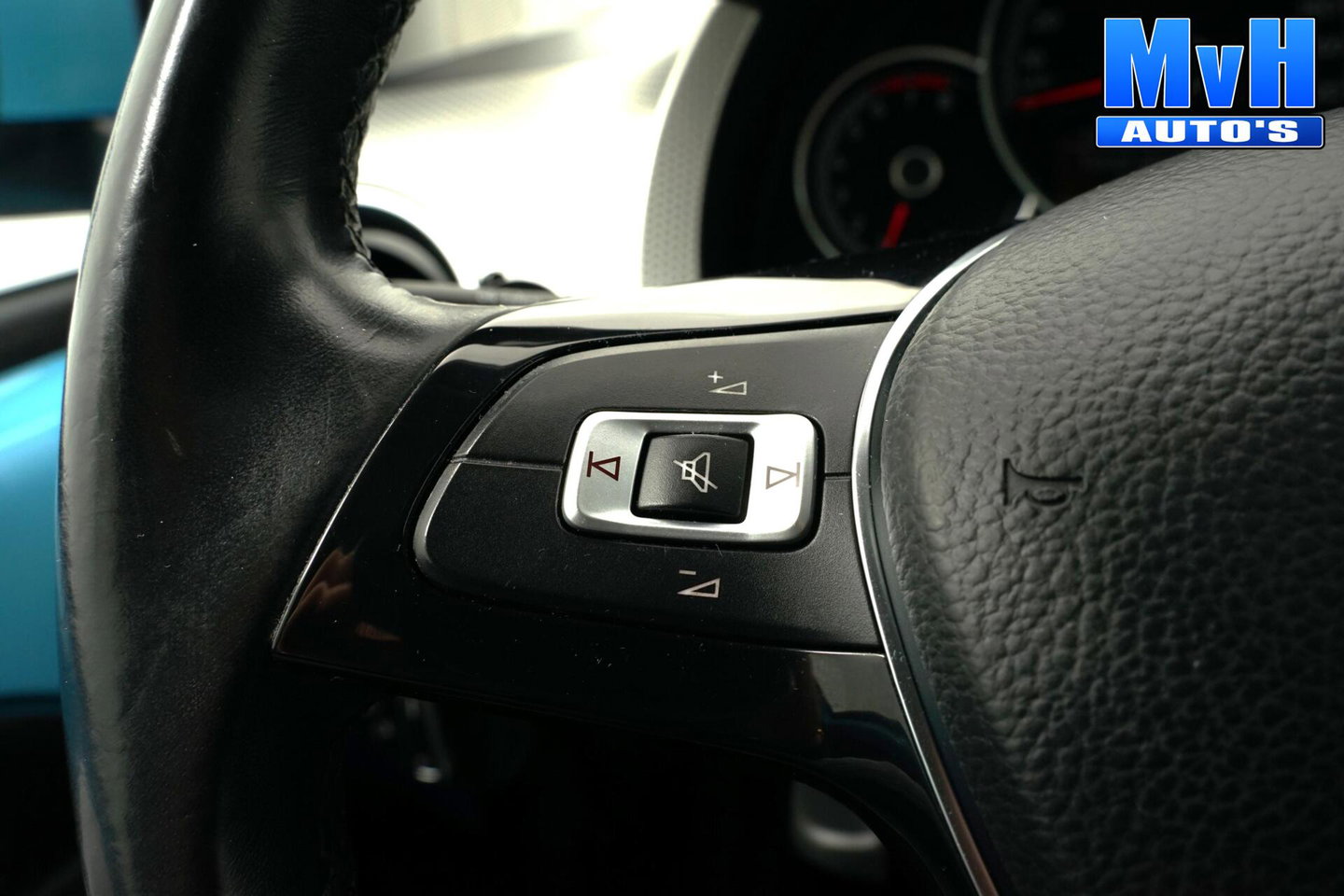 Volkswagen up! 1.0 BMT high up!|PANO|CAMERA|CRUISE|ORG.NL
