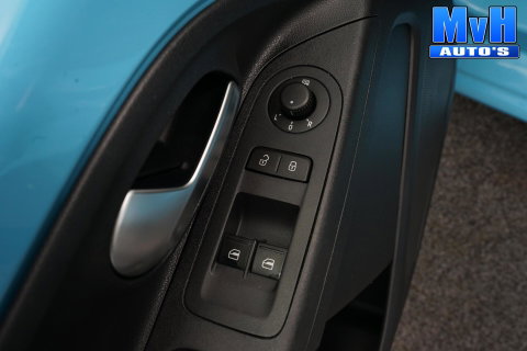 Volkswagen up! 1.0 BMT high up!|PANO|CAMERA|CRUISE|ORG.NL