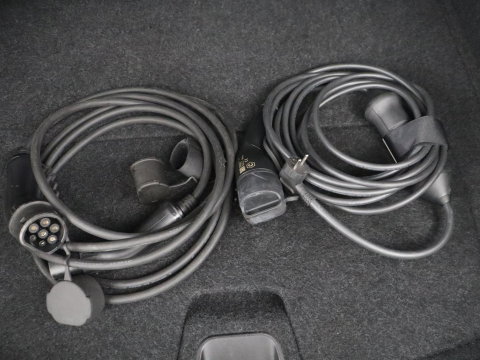 Polestar 2 Standard Range Single Motor 63kWh | SOH 91.5% | Panoramadak | Trekhaak | 360 camera | Harman/Kardon | Stuur/stoel verwarming | Carplay | Memory |
