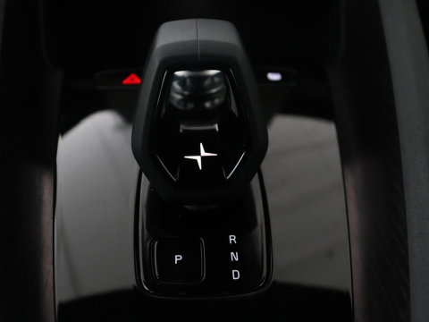 Polestar 2 Standard Range Single Motor 63kWh | SOH 91.5% | Panoramadak | Trekhaak | 360 camera | Harman/Kardon | Stuur/stoel verwarming | Carplay | Memory |