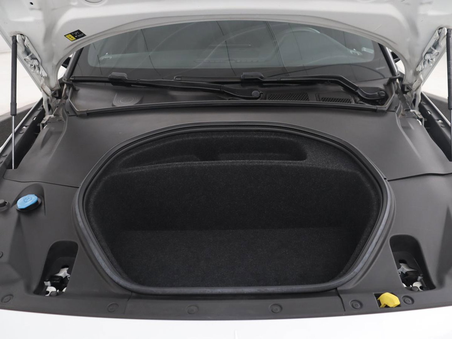 Polestar 2 Standard Range Single Motor 63kWh | SOH 91.5% | Panoramadak | Trekhaak | 360 camera | Harman/Kardon | Stuur/stoel verwarming | Carplay | Memory |