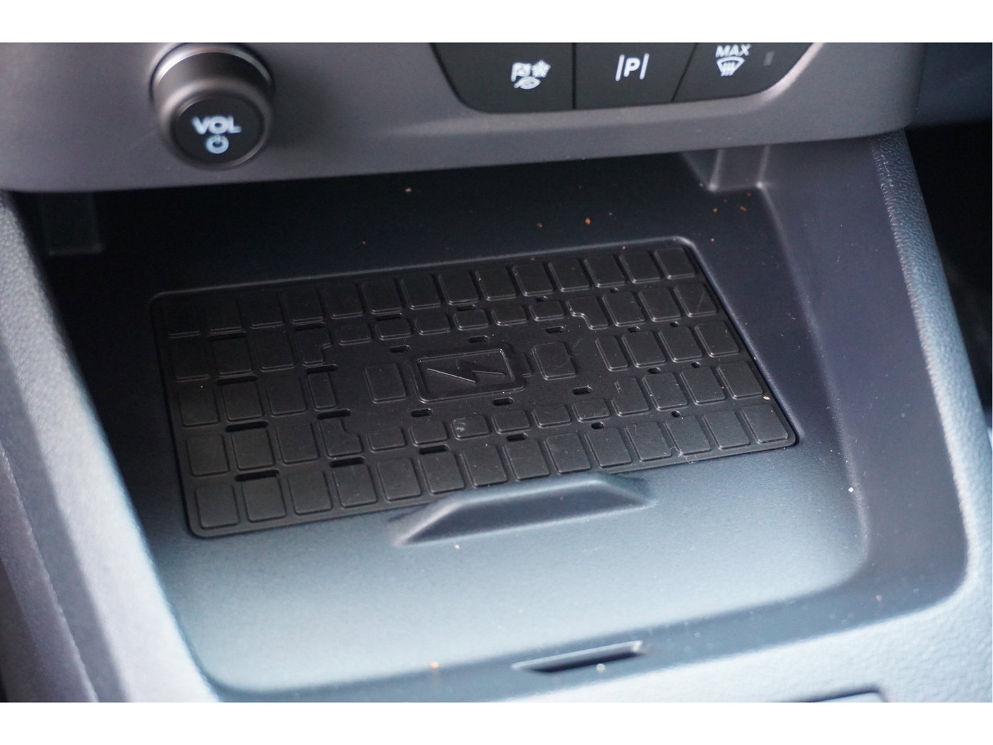 Ford Transit Courier Limited Elektrisch 46 kWh 136PK Apple CP/Android A, Cam, Stoel/Stuur verw. Trekhaak, LM Velg!! Nr. 01*