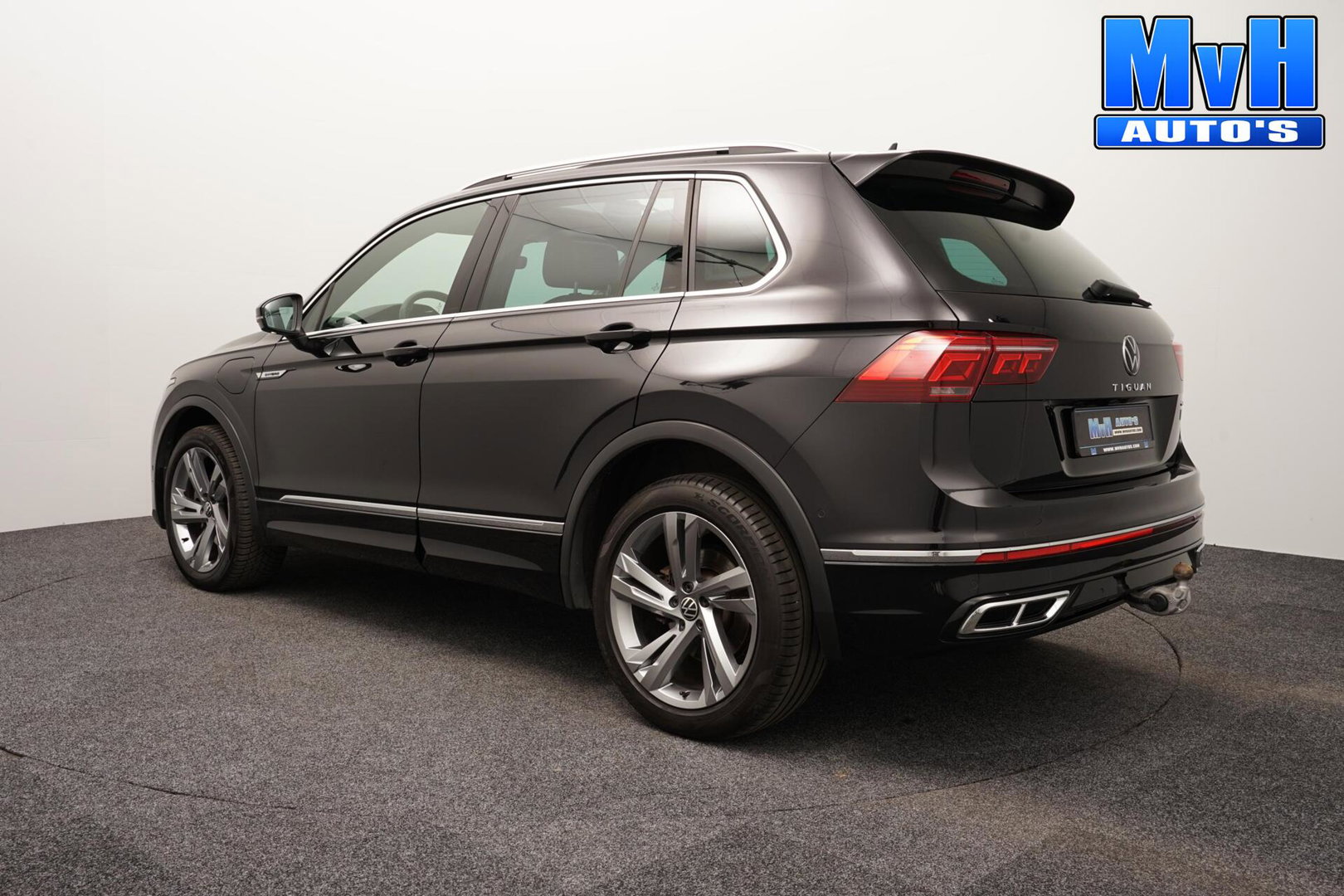 Volkswagen Tiguan 1.4 TSI PHEV R-Line|PANO|BOMVOL!|SOH.94%