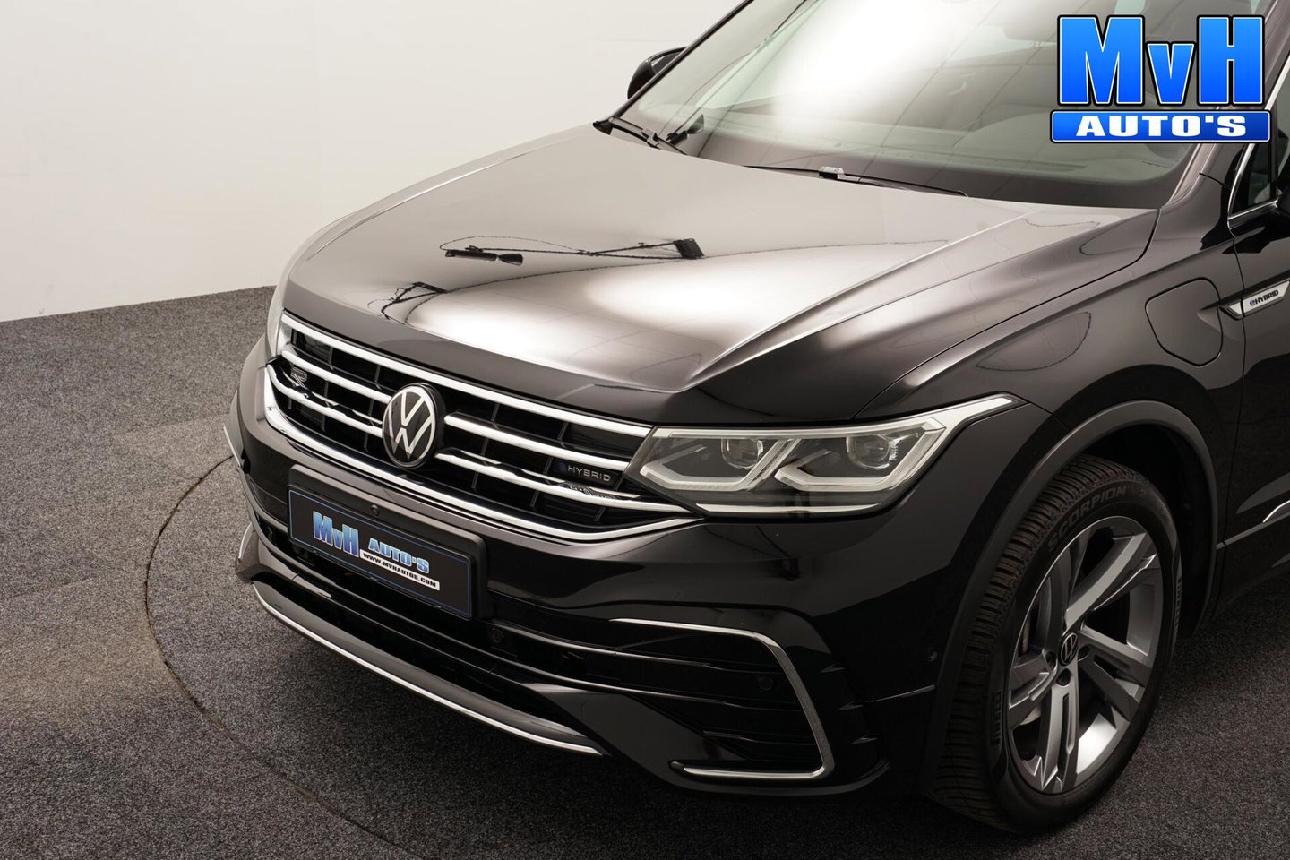 Volkswagen Tiguan 1.4 TSI PHEV R-Line|PANO|BOMVOL!|SOH.94%