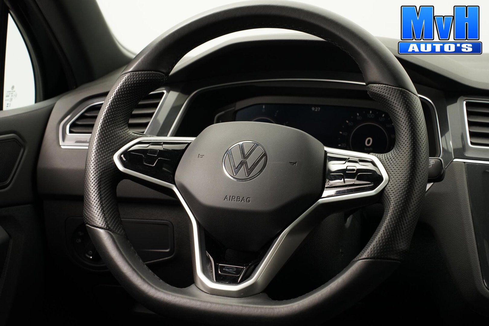 Volkswagen Tiguan 1.4 TSI PHEV R-Line|PANO|BOMVOL!|SOH.94%