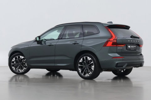 Volvo XC60 T8 Ultra Dark | Luchtvering | Harman/Kardon | Panoramadak | 360° Camera | Head-Up | Stoel+Stuurverwarming | ACC