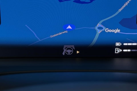 Volvo XC60 T8 Ultra Dark | Luchtvering | Harman/Kardon | Panoramadak | 360° Camera | Head-Up | Stoel+Stuurverwarming | ACC