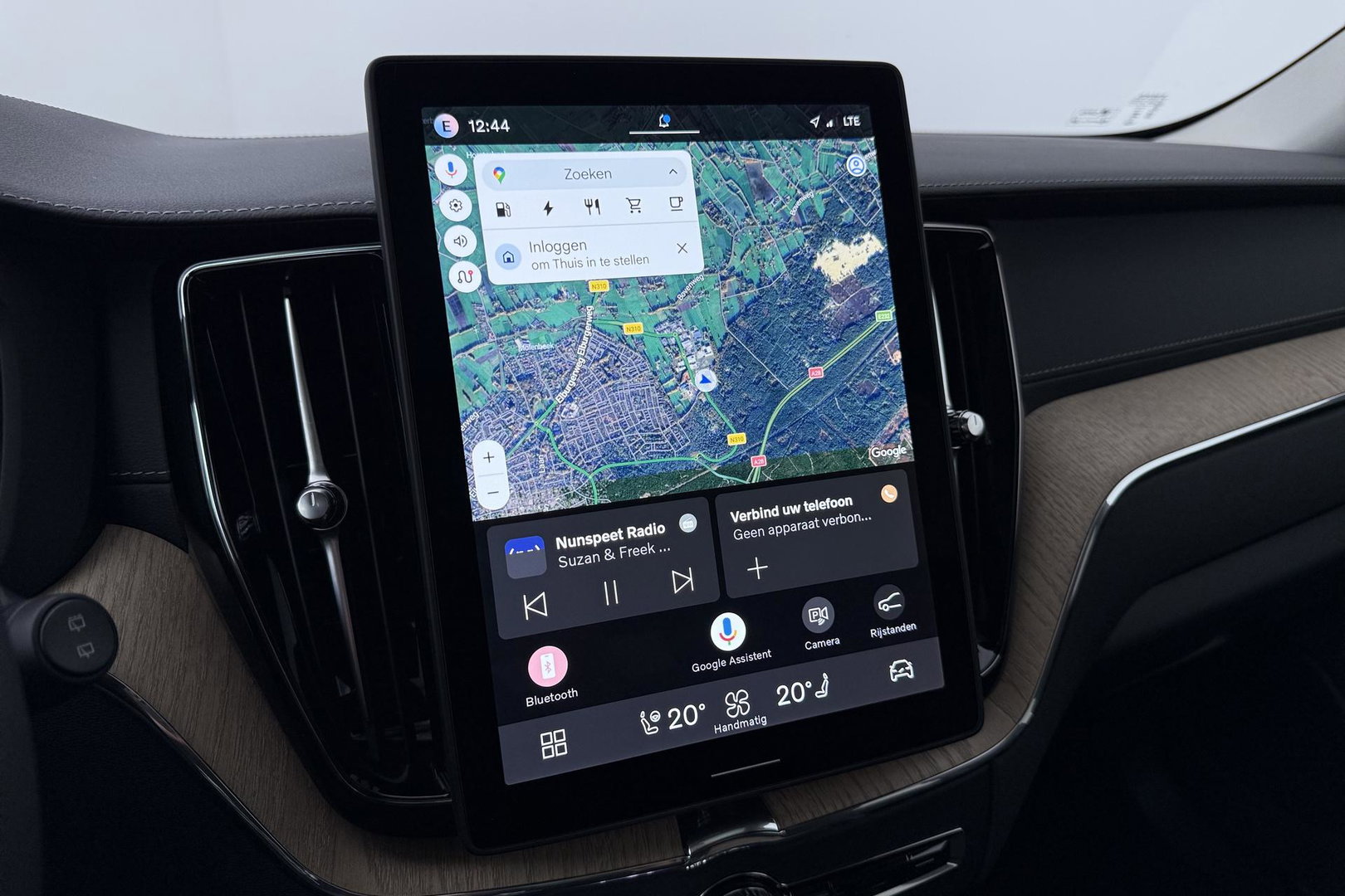 Volvo XC60 T8 Ultra Dark | Luchtvering | Harman/Kardon | Panoramadak | 360° Camera | Head-Up | Stoel+Stuurverwarming | ACC