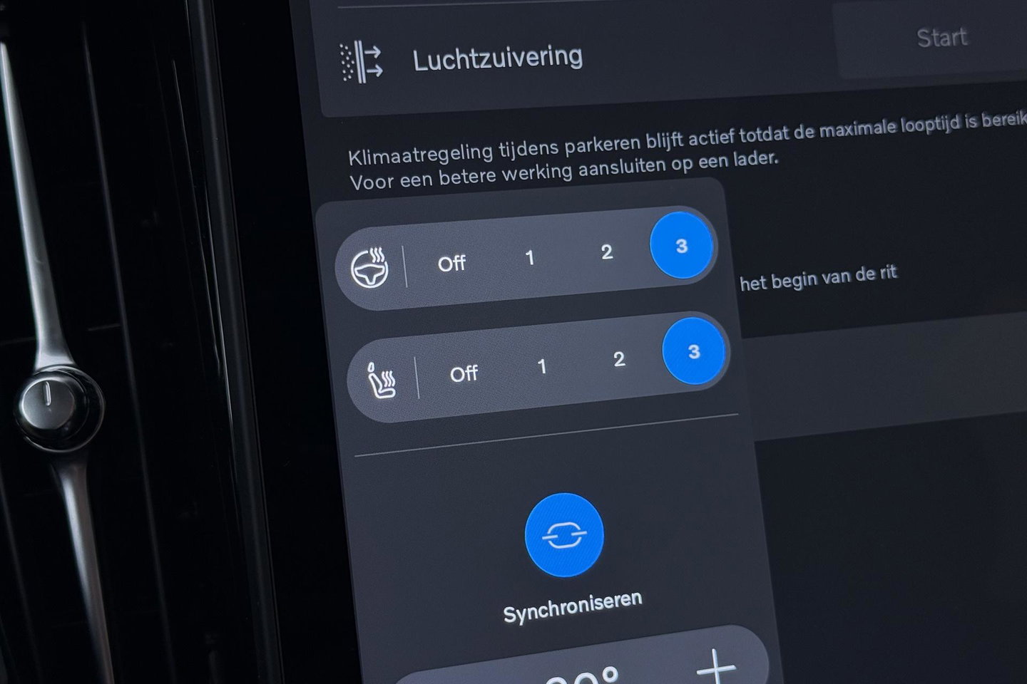 Volvo XC60 T8 Ultra Dark | Luchtvering | Harman/Kardon | Panoramadak | 360° Camera | Head-Up | Stoel+Stuurverwarming | ACC