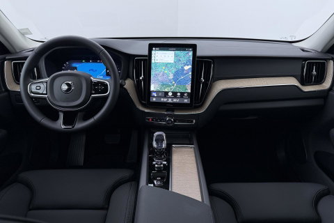 Volvo XC60 T8 Ultra Dark | Luchtvering | Harman/Kardon | Panoramadak | 360° Camera | Head-Up | Stoel+Stuurverwarming | ACC