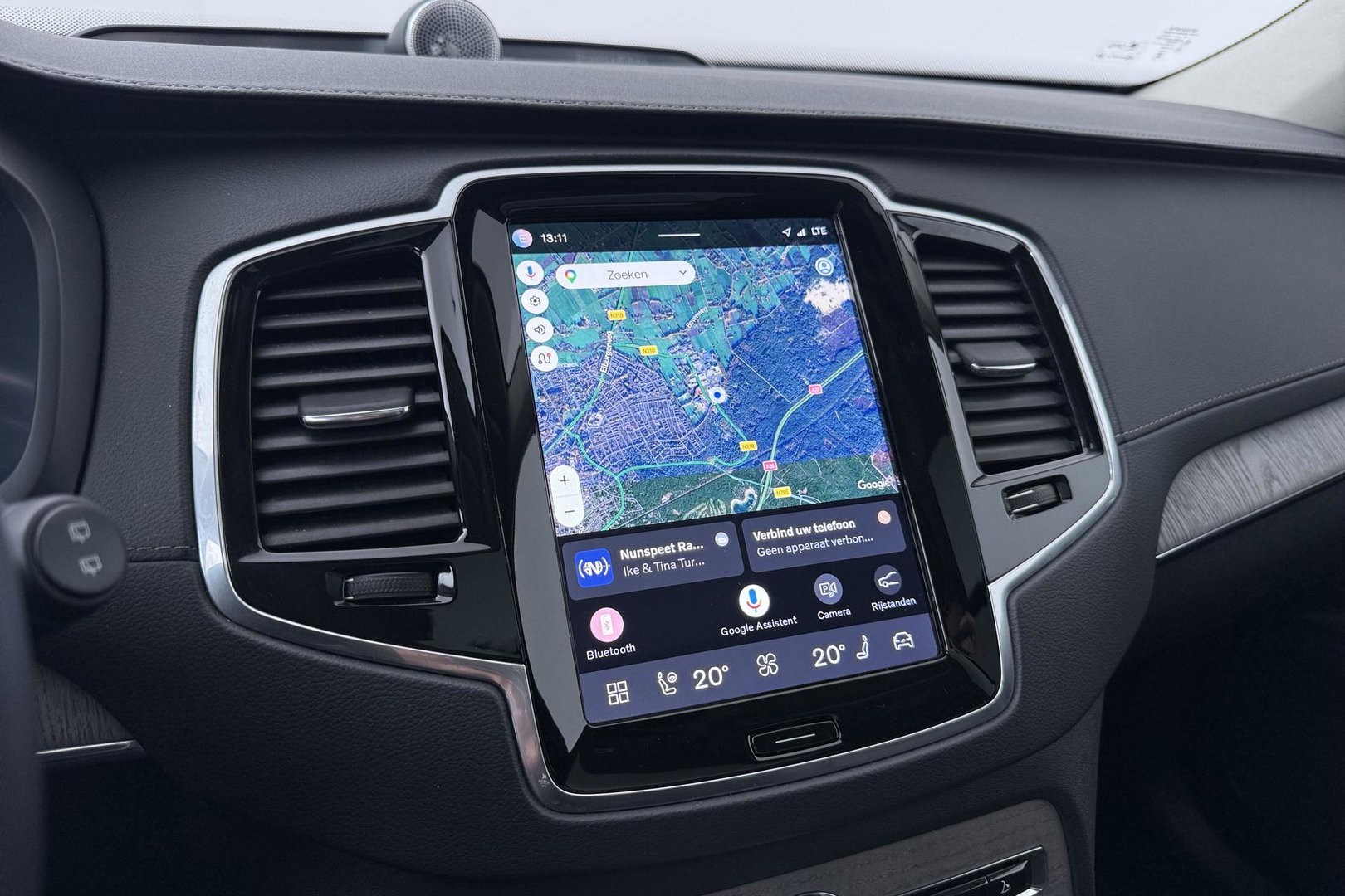 Volvo XC90 T8 Ultra Dark | Bowers&Wilkins | Luchtvering | Panoramadak | 360° Camera | Massage | Head-Up | Trekhaak | 22 inch | ACC