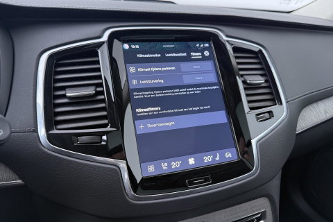 Volvo XC90 T8 Ultra Dark | Bowers&Wilkins | Luchtvering | Panoramadak | 360° Camera | Massage | Head-Up | Trekhaak | 22 inch | ACC