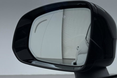Volvo XC90 T8 Ultra Dark | Bowers&Wilkins | Luchtvering | Panoramadak | 360° Camera | Massage | Head-Up | Trekhaak | 22 inch | ACC