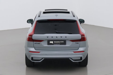 Volvo XC60 T6 Plus Black Edition | Harman/Kardon | Pilot Assist | Panoramadak | 360° Camera | Head-Up | Stoel+Stuurverwarming | 21 Inch