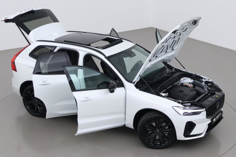 Volvo XC60 T6 Plus Black Edition | Harman/Kardon | Panoramadak | Pilot Assist | 360° Camera | Head-Up | Stoel+Stuurverwarming | 21 Inch