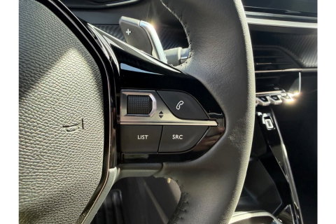 Peugeot 2008 1.2PT HYBRIDE AUTOMAAT STYLE CARPLAY AIRCO PDC