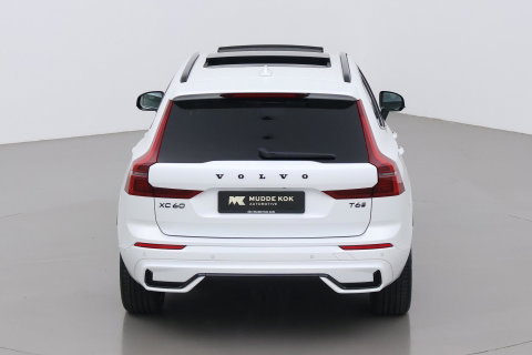 Volvo XC60 T6 Plus Black Edition | Harman/Kardon | Panoramadak | Pilot Assist | 360° Camera | Head-Up | Stoel+Stuurverwarming | 21 Inch